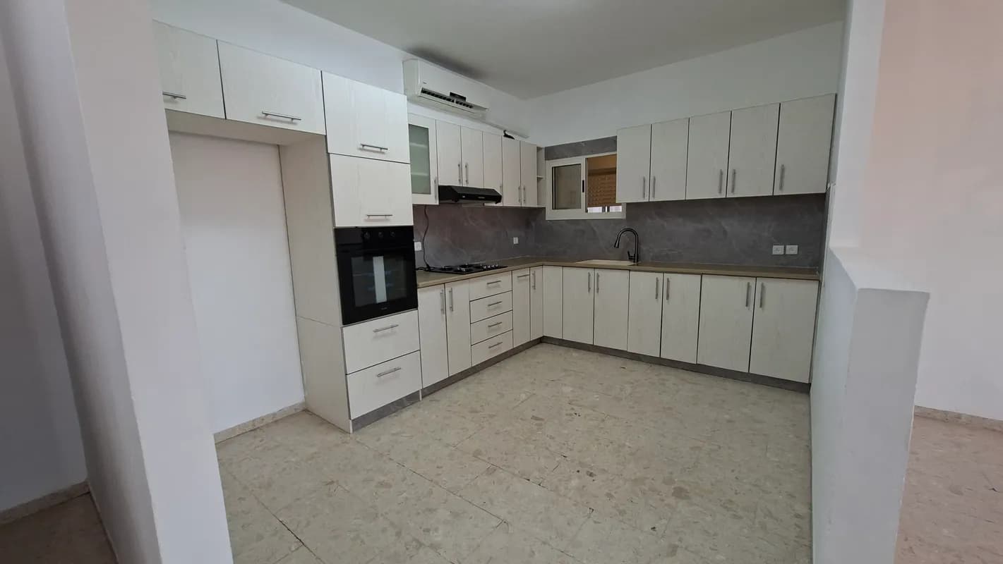 הערבה 4, נווה גנים ומוצקין הצעירה, קרית מוצקין - תמונה 1